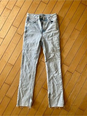 Women's Light Blue Straight Leg Jeans - Slim Straight Fit